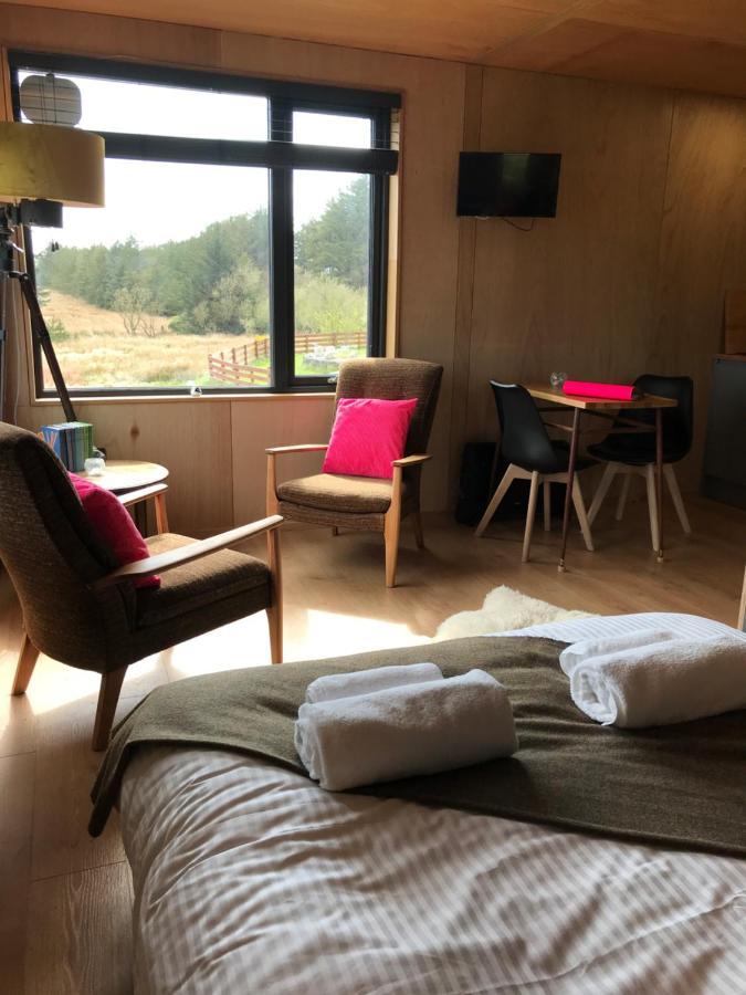 Macaulay Farm Cabin Stornoway  Ngoại thất bức ảnh
